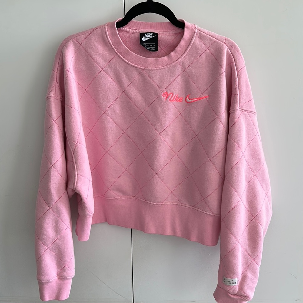Quilted Nike pullover